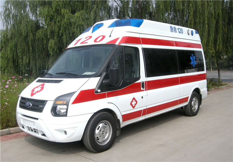 移動(dòng)救護(hù)車為何頻頻遇到前方司機(jī)不及時(shí)避讓？